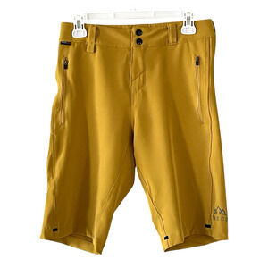 TASCO Scout Men's Size 28 Mustard Yellow Cycling MTB Mountain Bike Shorts